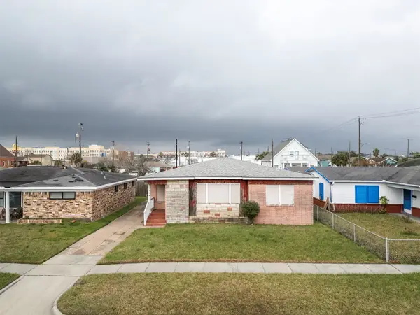 5108 Avenue L Street, Galveston, TX 77551