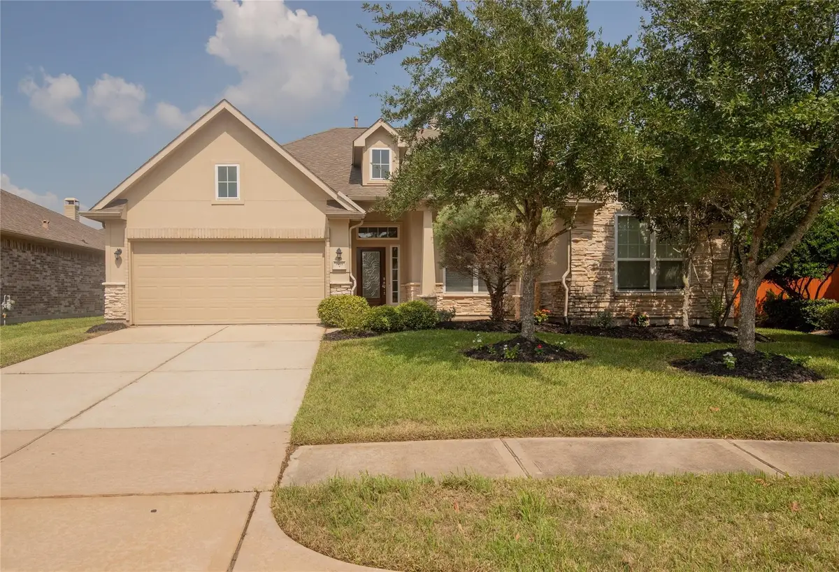 13201 Barons Cove Lane, Pearland, TX 77584 - Image #1
