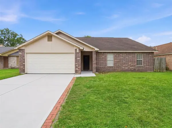 8131 Warren Road, Houston, TX 77040