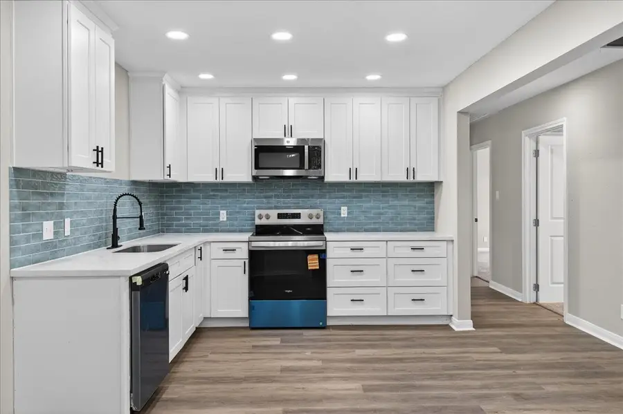 416 22nd Avenue N, Texas City, TX 77590 - #2