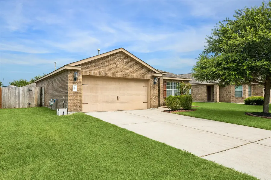 9907 Garnet Springs Drive, Rosharon, TX 77583 - #2