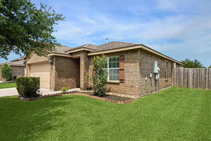 9907 Garnet Springs Drive, Rosharon, TX 77583 - #3