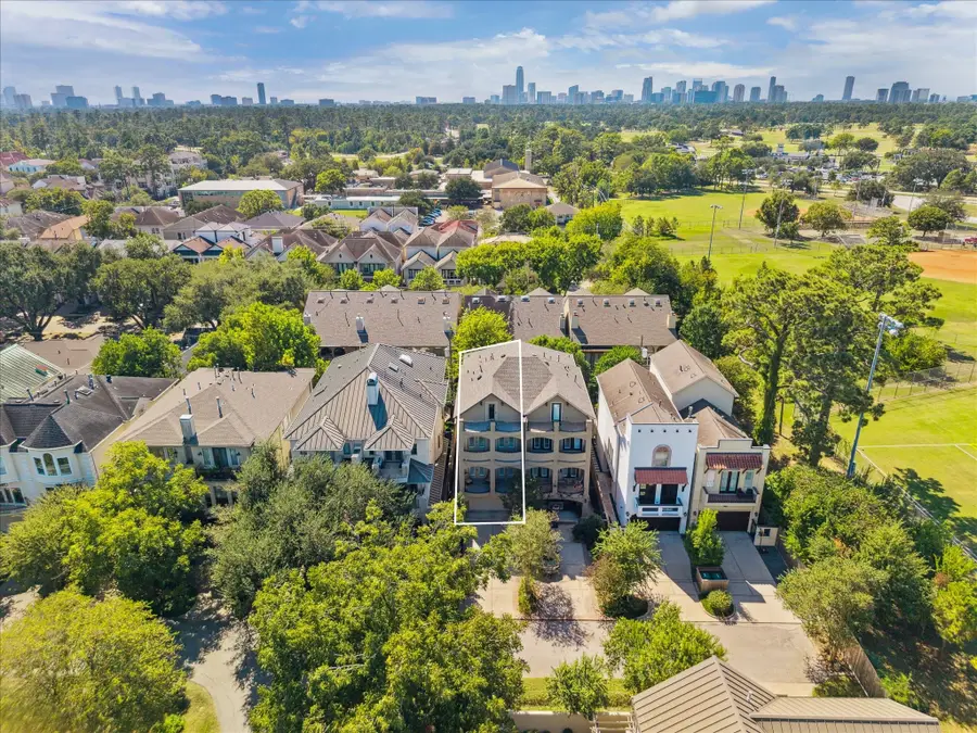 6635 Wanita Place #B, Houston, TX 77007 - Image #2
