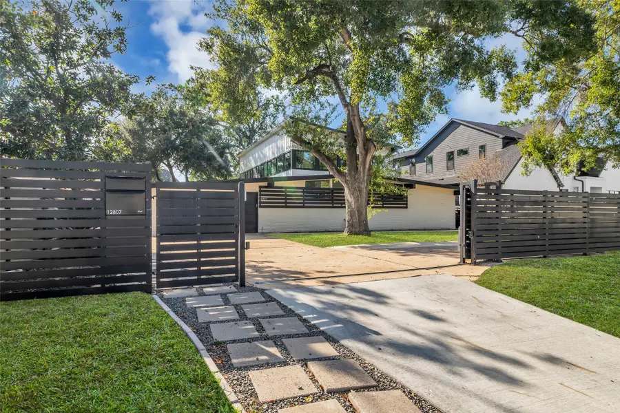 12807 Memorial Drive, Houston, TX 77024 - Image #2