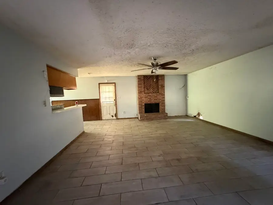 606 Tall Timber Drive, West Columbia, TX 77486 - #3