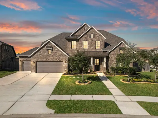 18935 Wild Thornberry Drive, Tomball, TX 77377