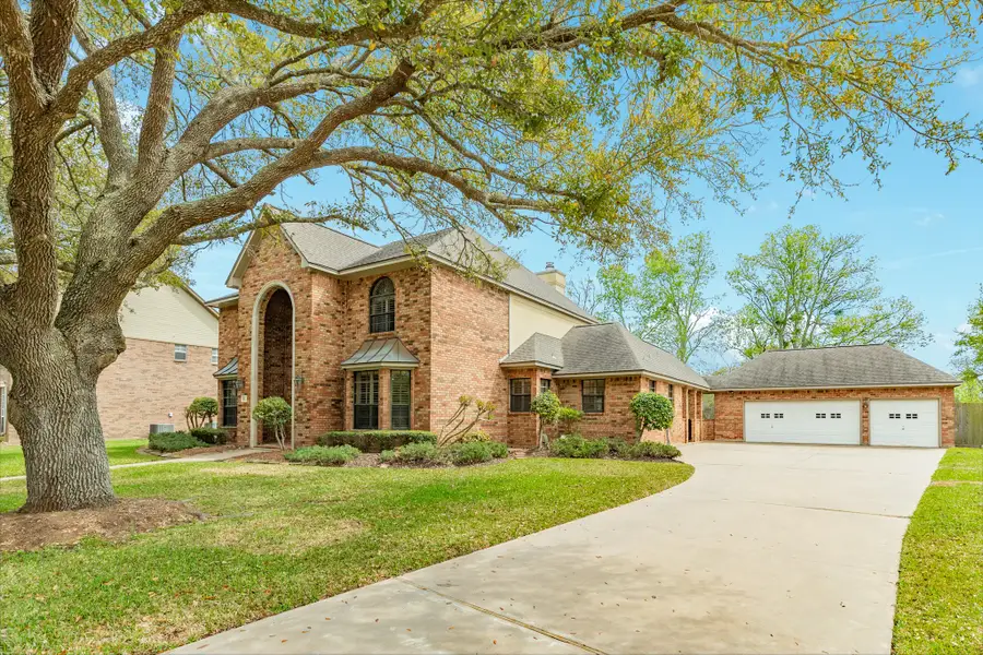 95 Rosewood Street, Lake Jackson, TX 77566 - #3