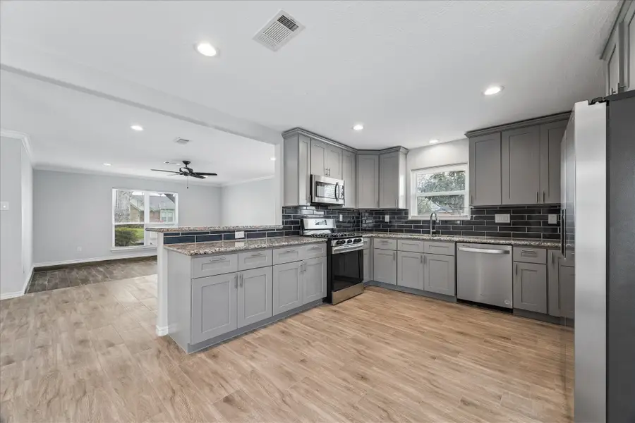 2811 Frostwood Circle, Dickinson, TX 77539 - #3