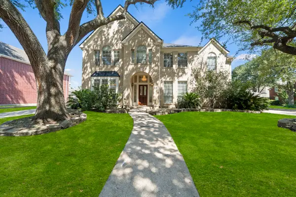 3415 Shadymist Drive, Houston, TX 77082