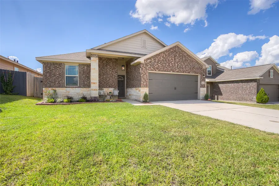 14519 Weir Creek Road, Willis, TX 77318 - Image #2