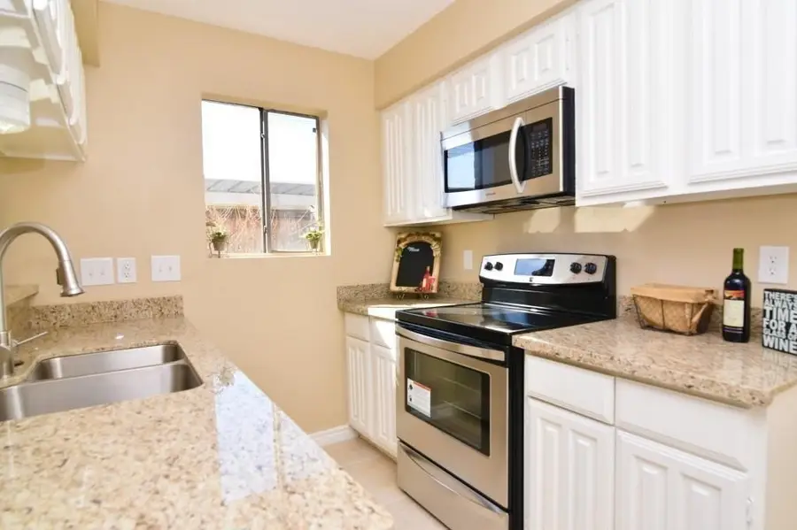 2120 Wilcrest Drive #113, Houston, TX 77042 - Image #3