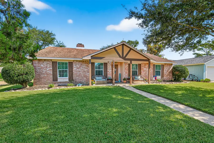 16903 Paint Rock Road, Friendswood, TX 77546 - Image #3