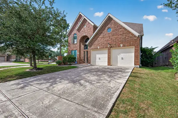 13813 Crystal Harbor Ln Lane, Pearland, TX 77584