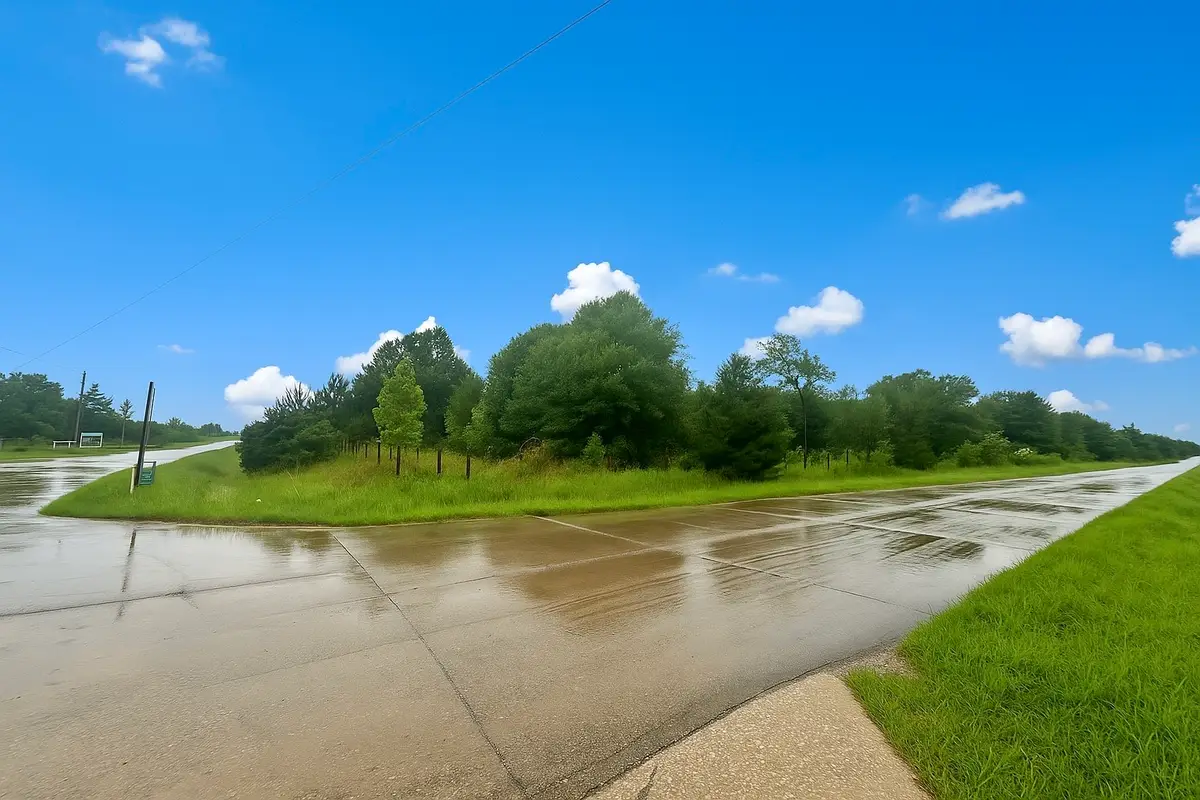 523 Country Rd 3406, Cleveland, TX 77327 - #1