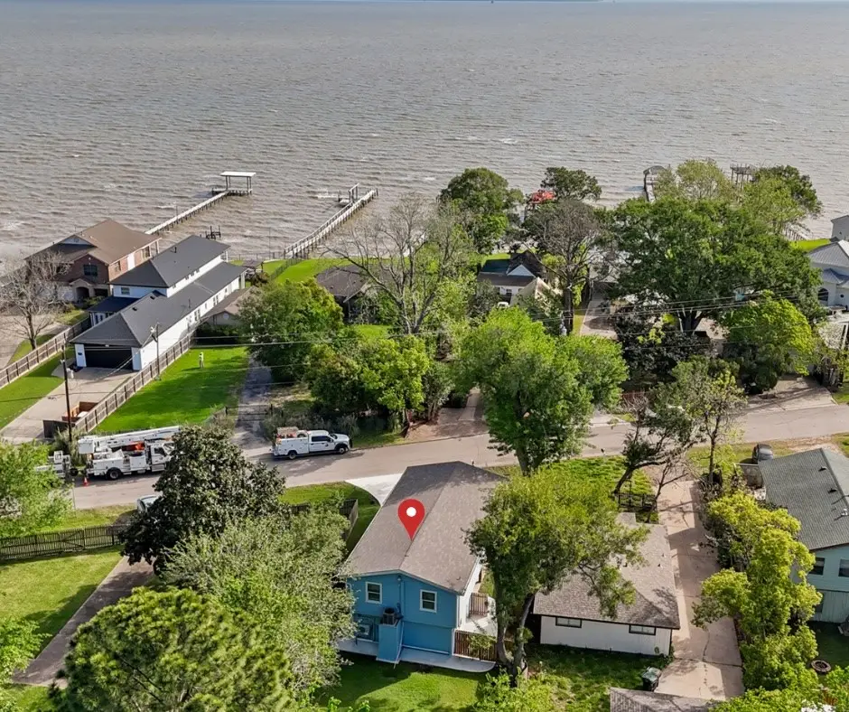 3802 Bayshore Drive, Bacliff, TX 77518 - #1