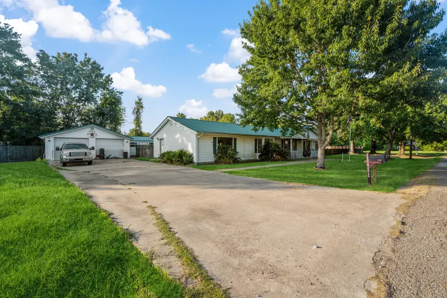 71 N Shady Oaks Drive Drive, Pointblank, TX 77364 - Image #2