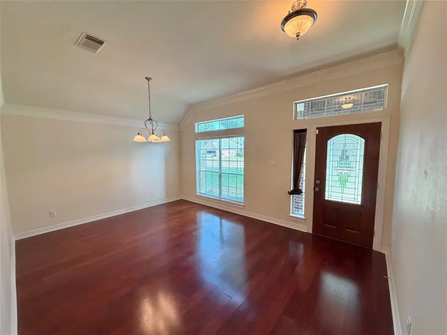 155 Indian Warrior Trail, Lake Jackson, TX 77566 - #2