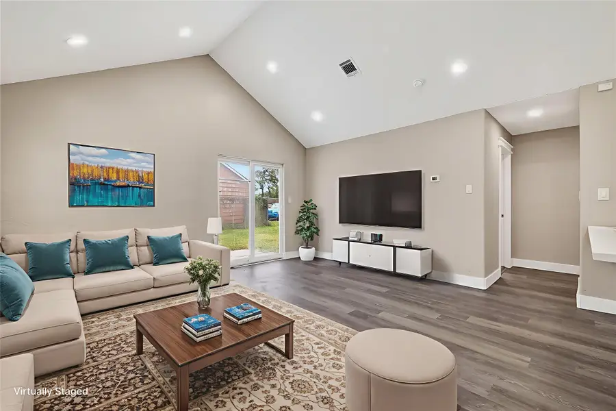 14114 Dartwood Drive, Houston, TX 77049 - Image #2