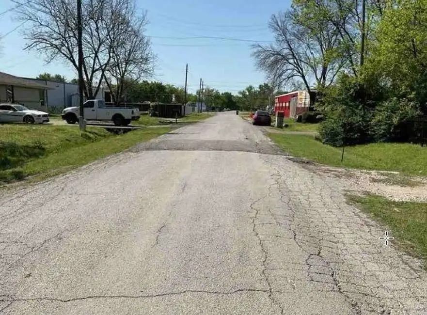 2510 Lora Lane, Balch Springs, TX 75180 - Image #3