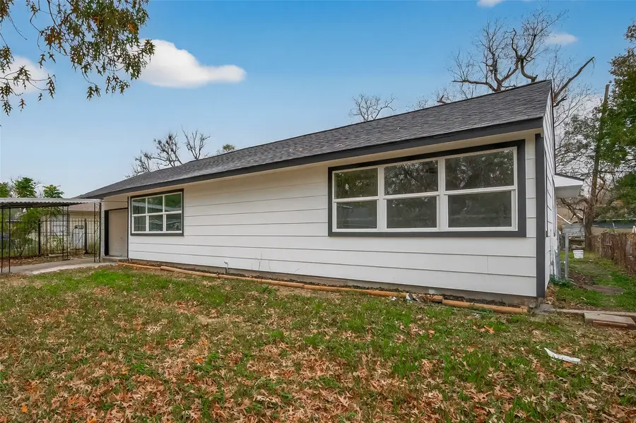 5833 Southlea Street, Houston, TX 77033 - Image #3