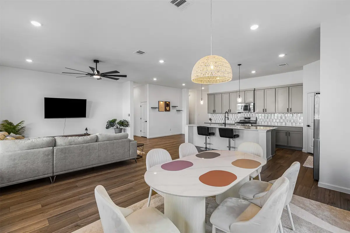 2331 Peach Oak Crossing, Manvel, TX 77578 - Image #1