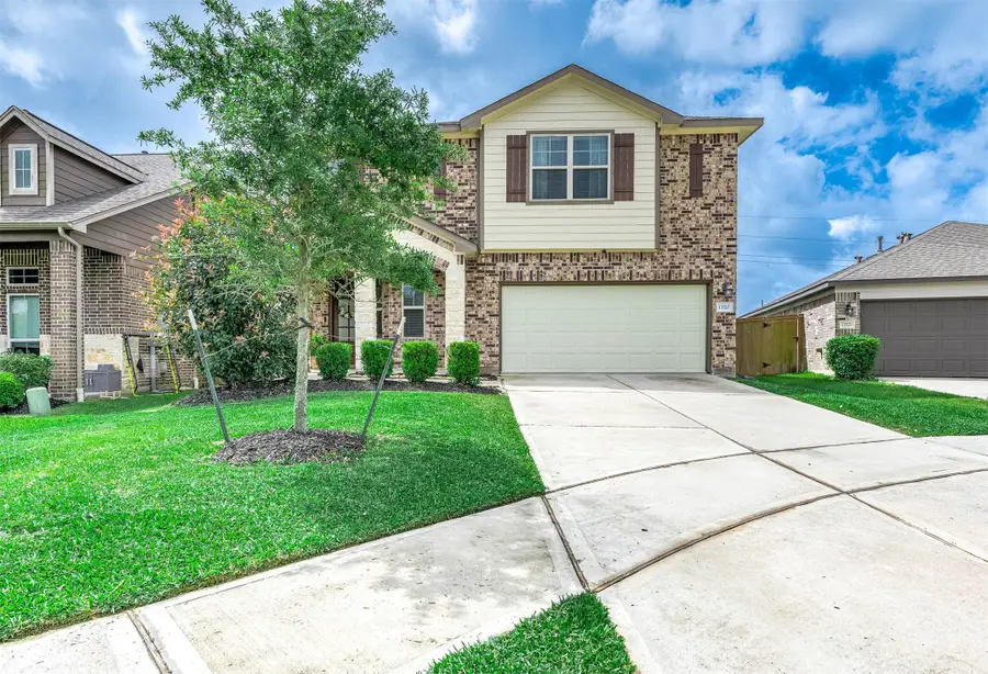 13517 Emerald Mallard Drive, Texas City, TX 77568 - #2