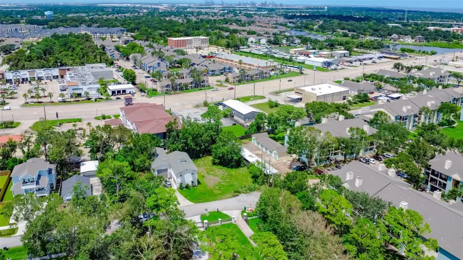 2906 Seargent Street, Seabrook, TX 77586 - #3