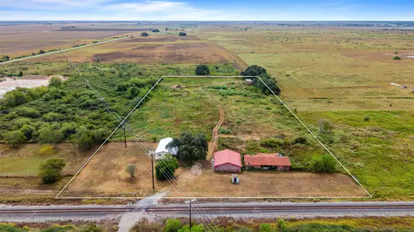 1625 Us Highway 59 N, Edna, TX 77957