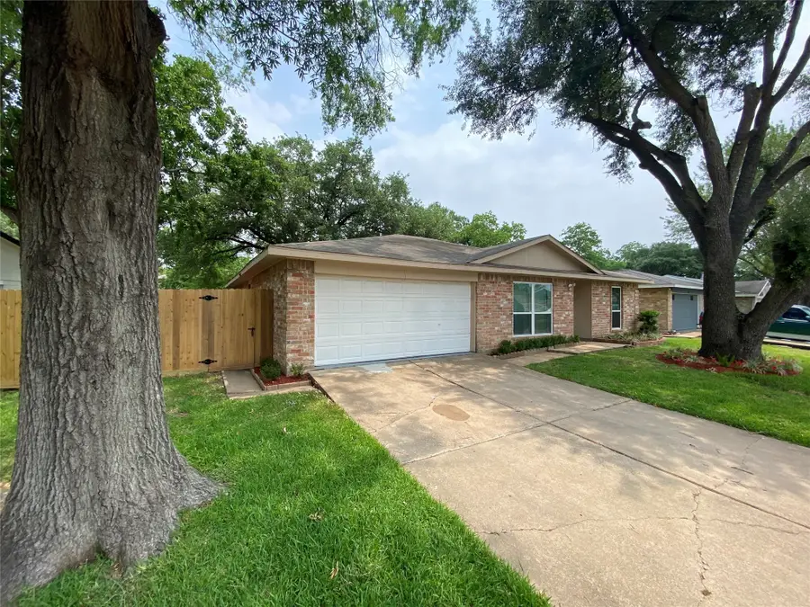 10123 Kent Towne Lane, Sugar Land, TX 77498 - Image #2