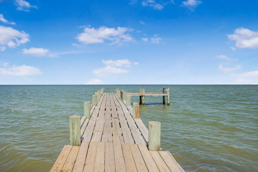 4749 2nd Street, Bacliff, TX 77518 - Image #2