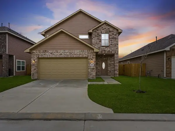 2807 Pine Estate Lane, Houston, TX 77014