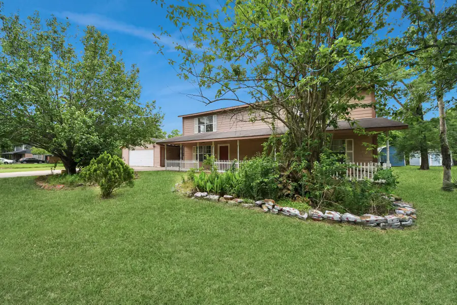 17106 Moss Oaks Drive, Conroe, TX 77385 - #2