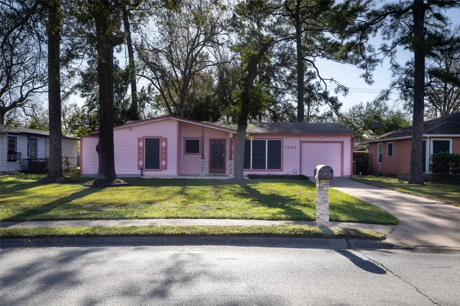 7252 Parker Road, Houston, TX 77016 - Image #2