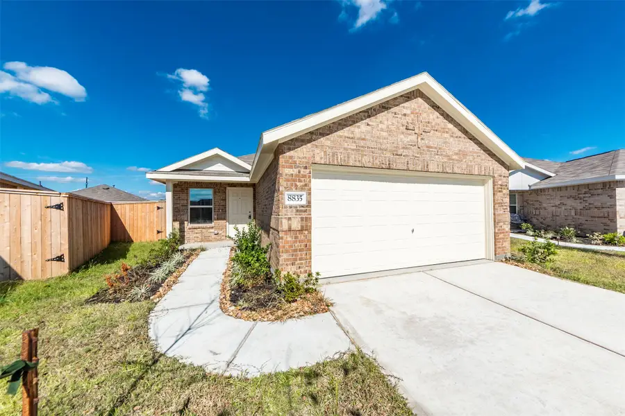 8835 Bar Harbor Drive, Baytown, TX 77521 - Image #3
