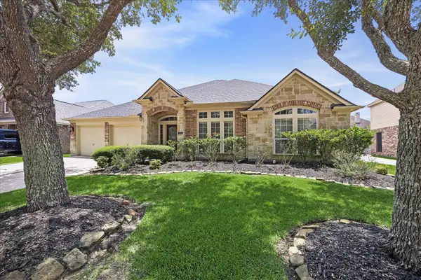 2504 Ivy Stone Lane, Friendswood, TX 77546