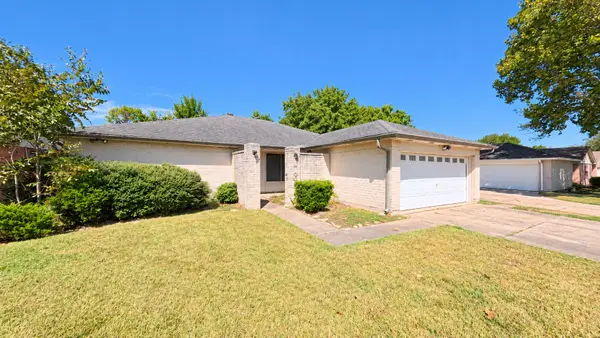 10007 Shell Rock Road, La Porte, TX 77571
