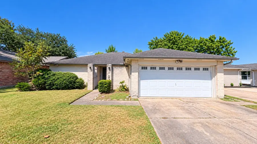 10007 Shell Rock Road, La Porte, TX 77571 - #2