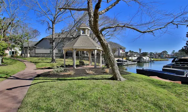 26 Winthrop Harbor Court, Montgomery, TX 77356