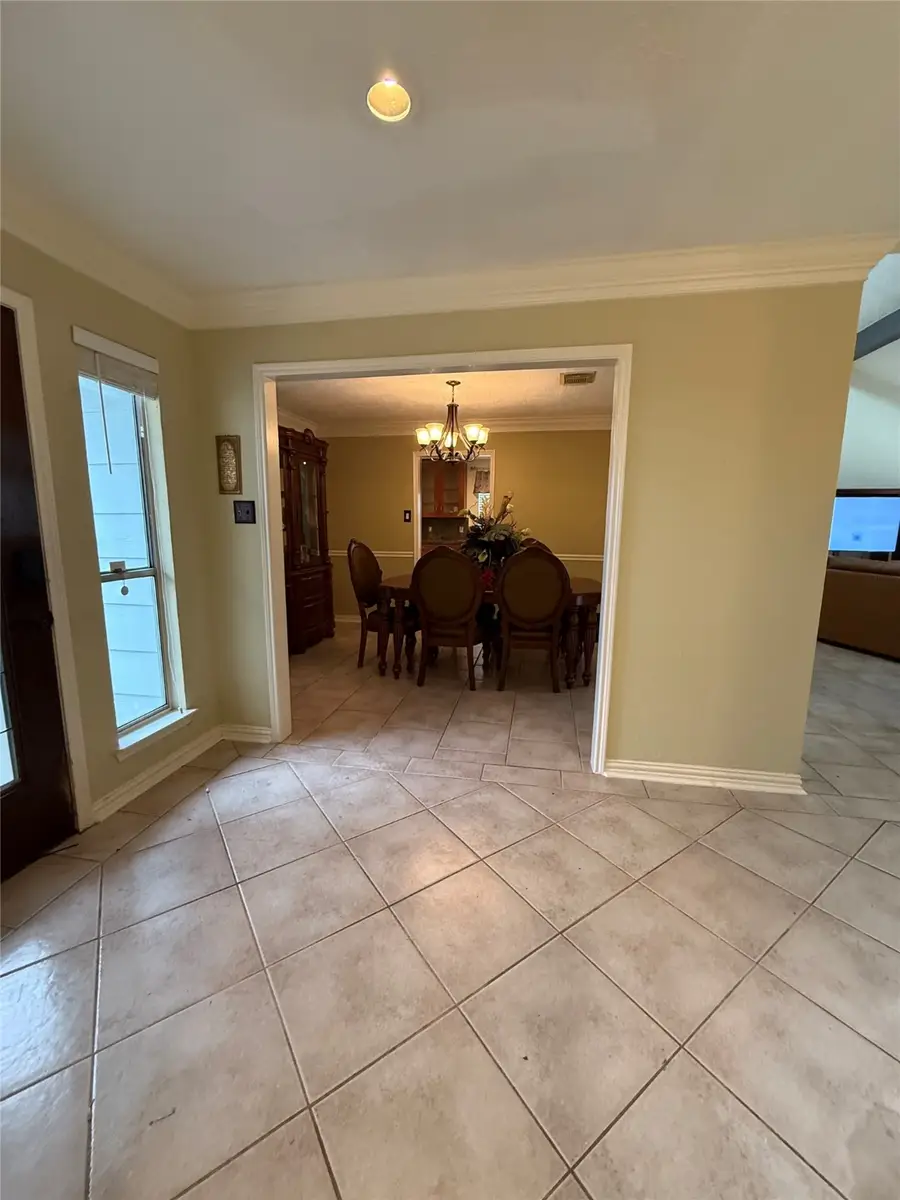 2902 Arrowhead Drive, Sugar Land, TX 77479 - Image #3