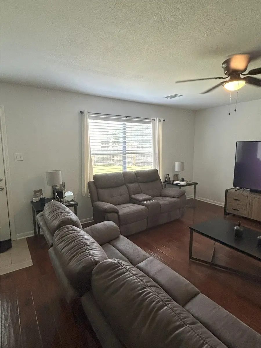 28719 Leon River Court, Spring, TX 77386 - Image #3