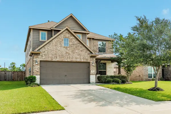 119 Bower Bloom Drive, Rosharon, TX 77583