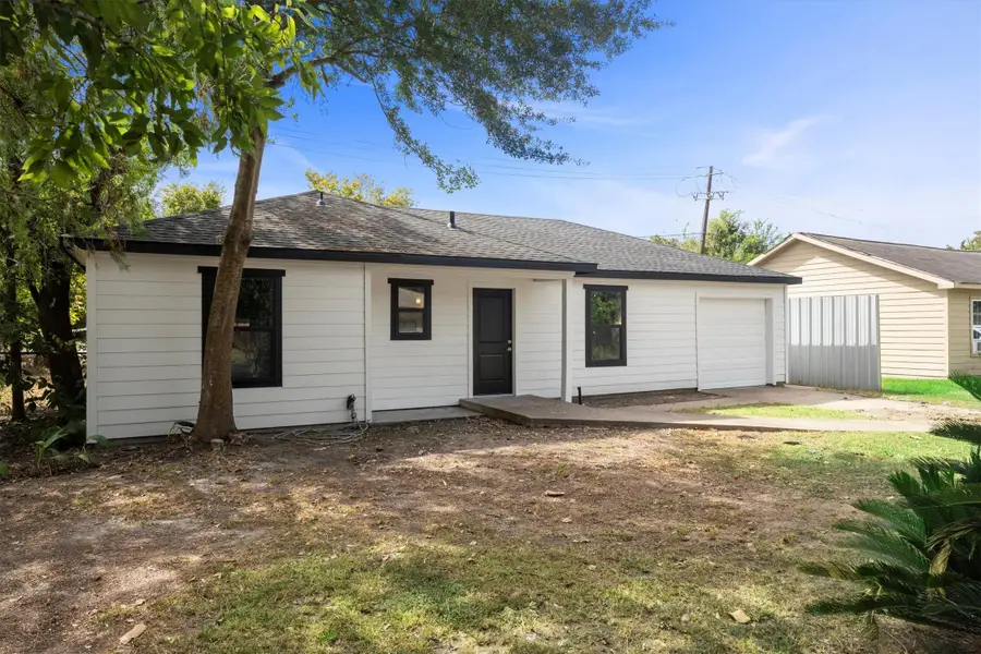 6162 Beldart Street, Houston, TX 77033 - Image #2