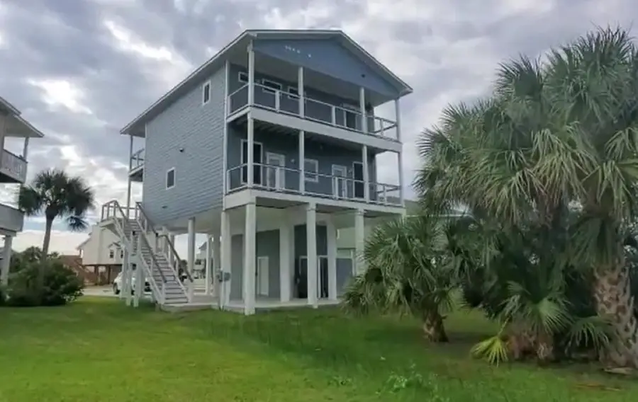 3903 Pirates Beach Blvd Court, Galveston, TX 77554 - #2