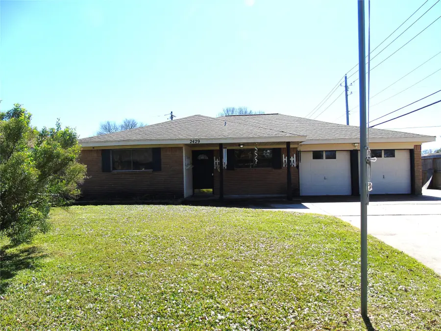 2429 16th Avenue N, Texas City, TX 77590 - #2
