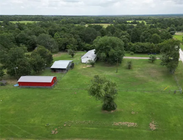 7039 Cotton Street, Bedias, TX 77831