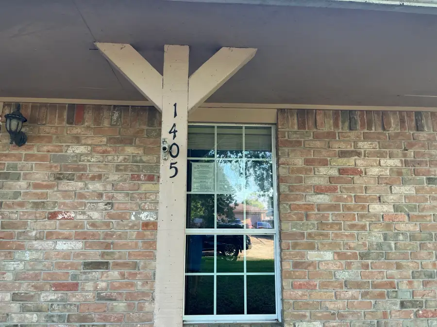 1405 Northview Drive, Angleton, TX 77515 - #2