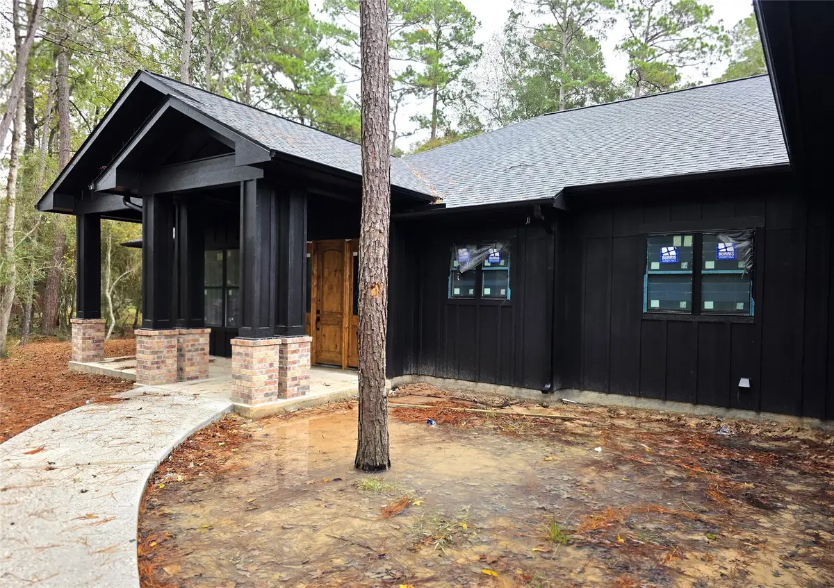 4 Lake Forest Drive, Conroe, TX 77384 - Image #1