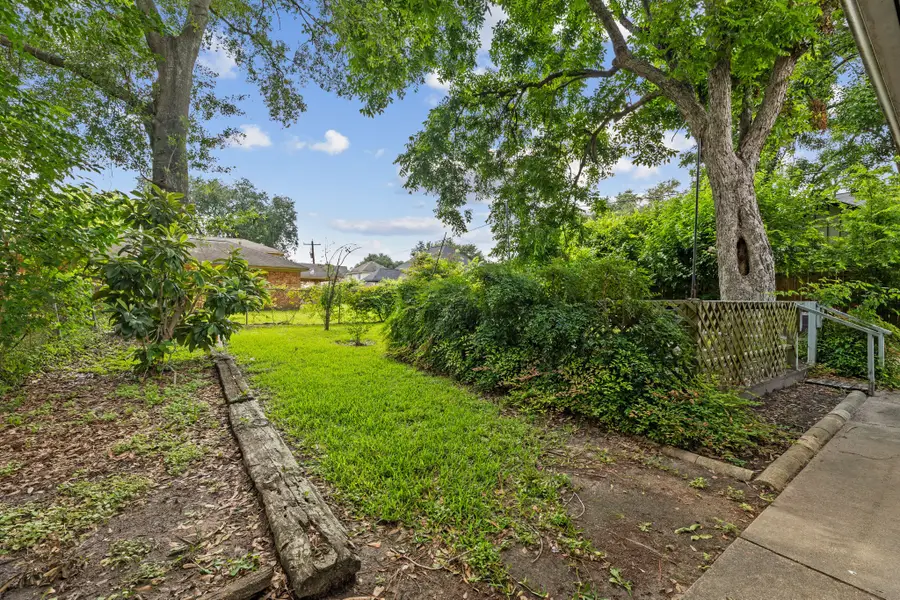 2818 Ellington Street, Houston, TX 77088 - #3