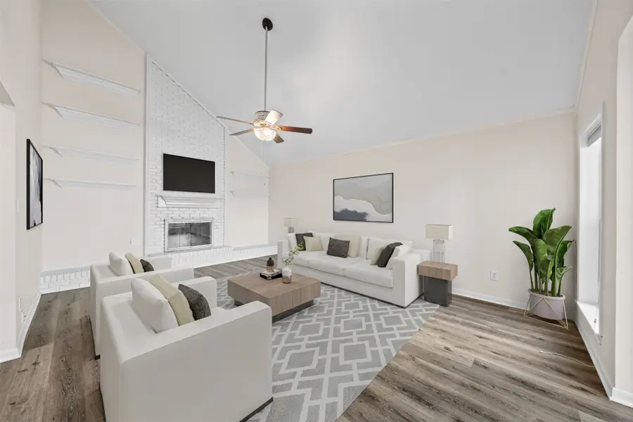 5711 Lorinowoods Drive, Houston, TX 77066 - #2