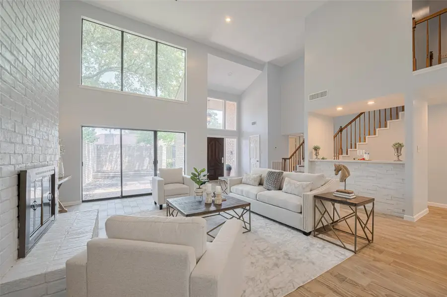 15600 Barkers Landing Road #20, Houston, TX 77079 - Image #2